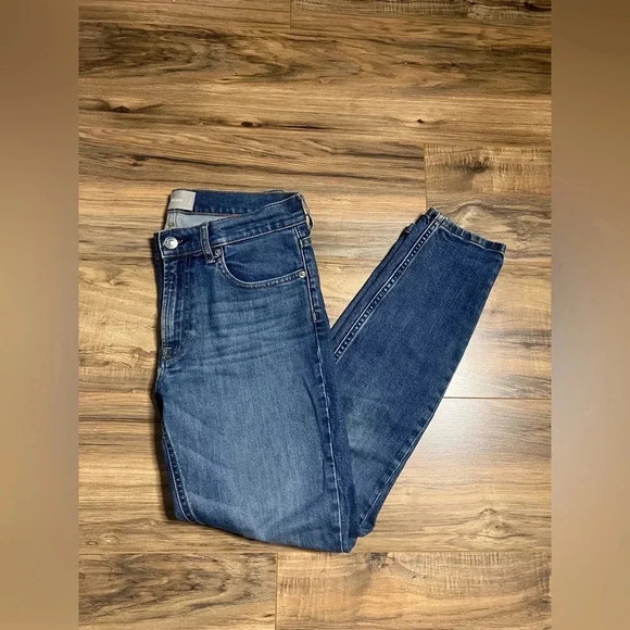 Everlane women’s jeans, size 28 - Picture 4 of 8